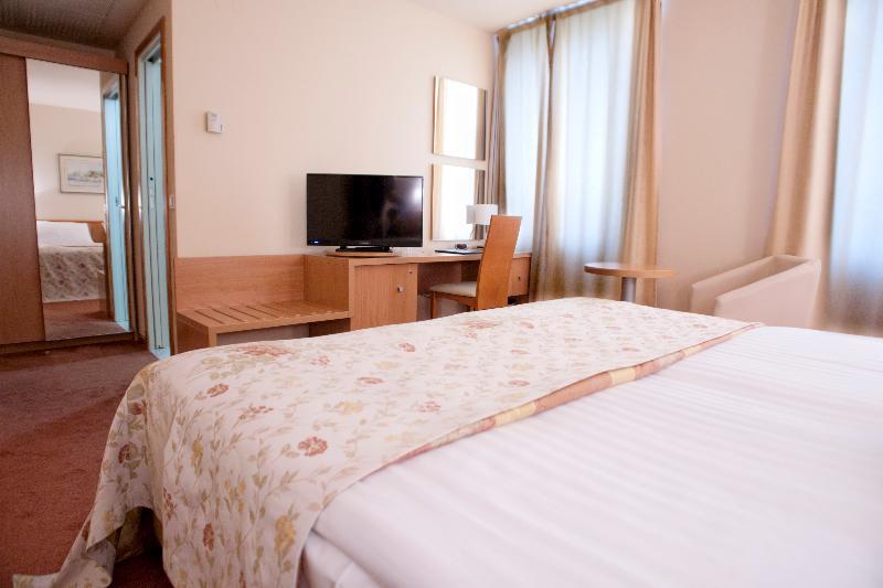 Hotel Jadran Rijeka Eksteriør bilde